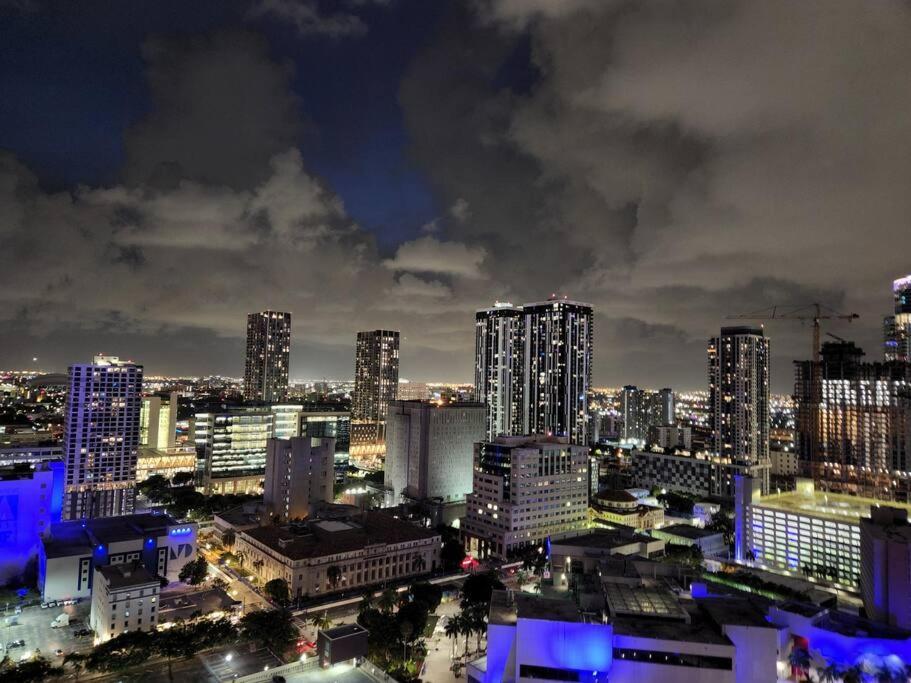 Amazing Condo In Downtown Miami/Brickell W/Parking Exterior foto